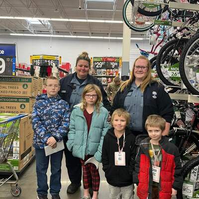 Titusville Staff Take Time to Participate in Shop with Hero in Titusville