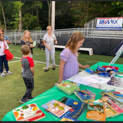 Promoting Reading under the Lights