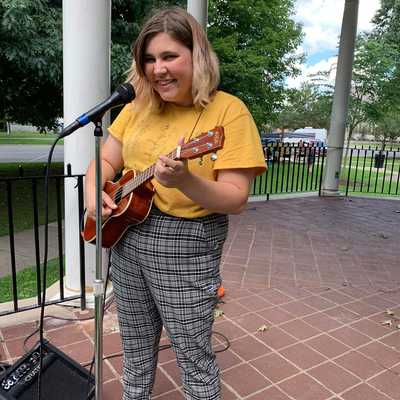 Alivia Hough plays at the Music for Lunch series in Diamond Park. Photo Credit: Tory Hough